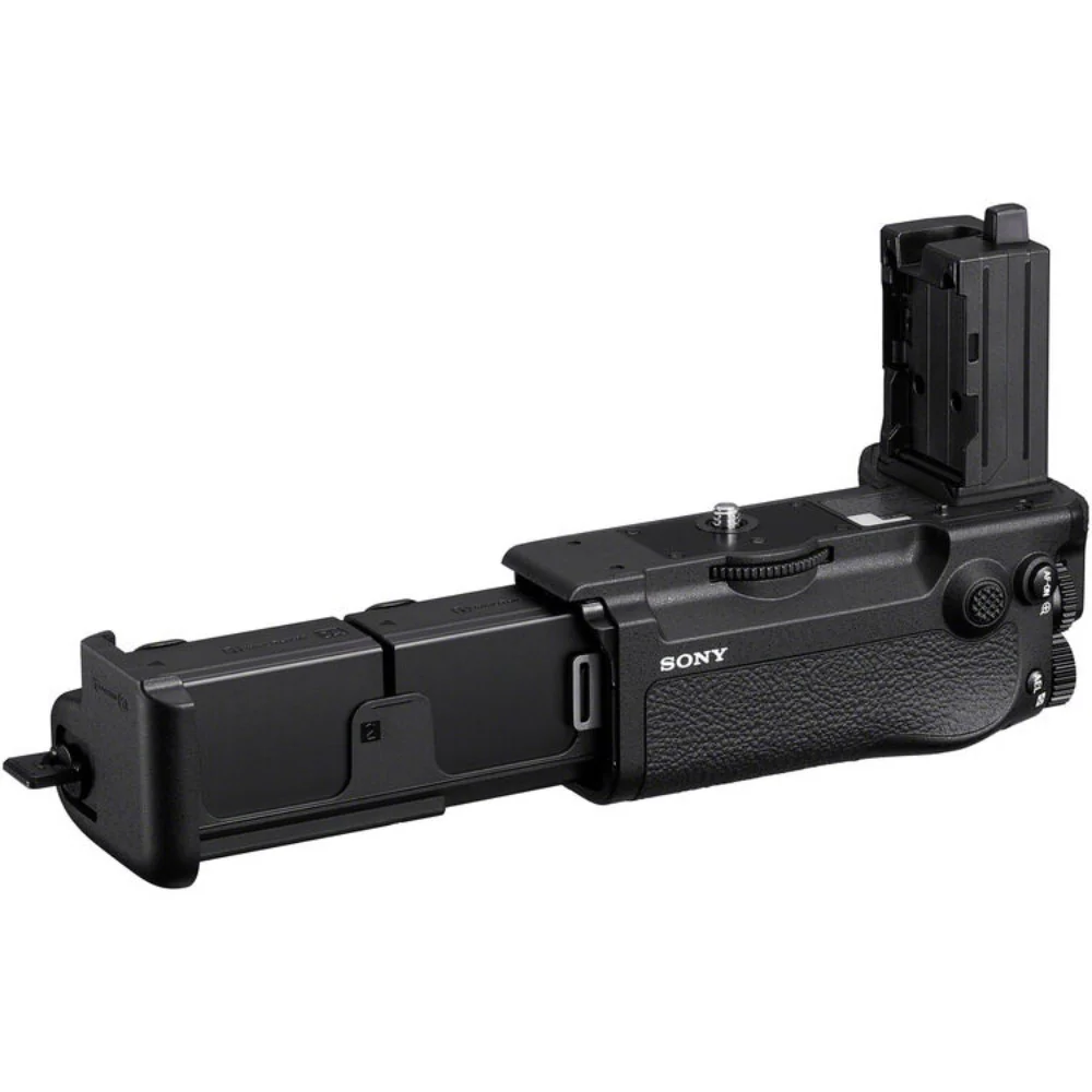 Sony A7R VI with VG-G6 Vertical Grip and Spare NP-SA100 Battery - Image 15