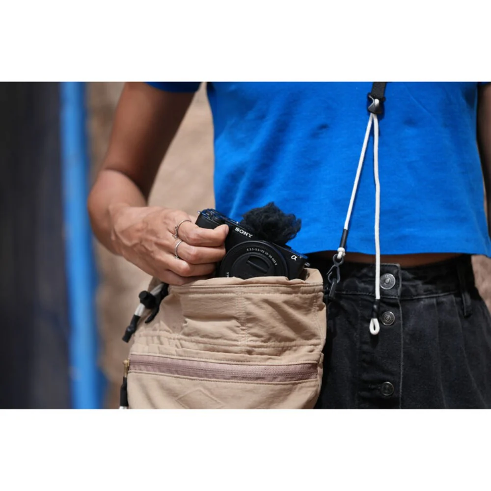 Sony ZV-E10 II (Black) with 11mm f/1.8 Lens - Image 18