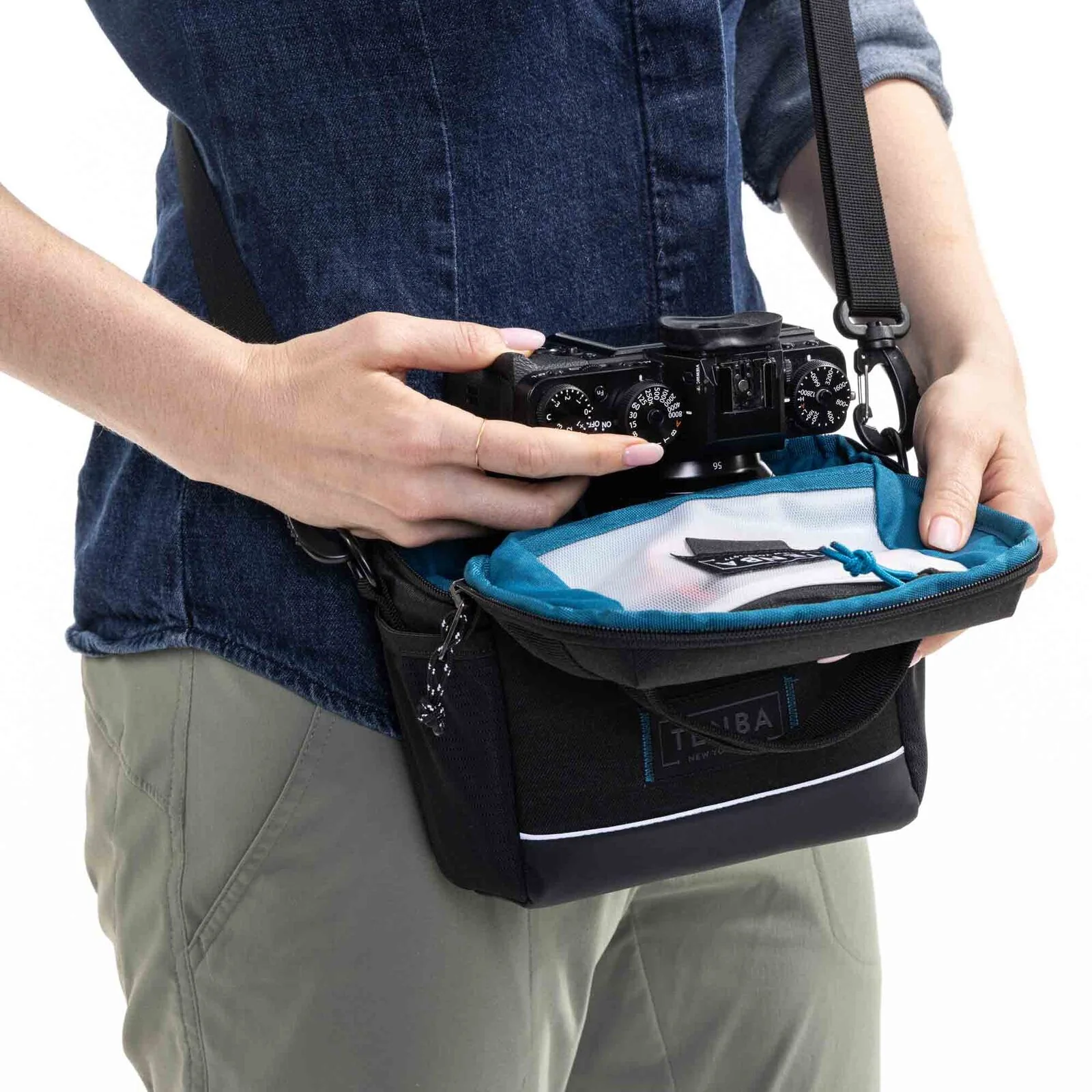 Tenba Skyline V2 Shoulder Bag 7 - Image 9