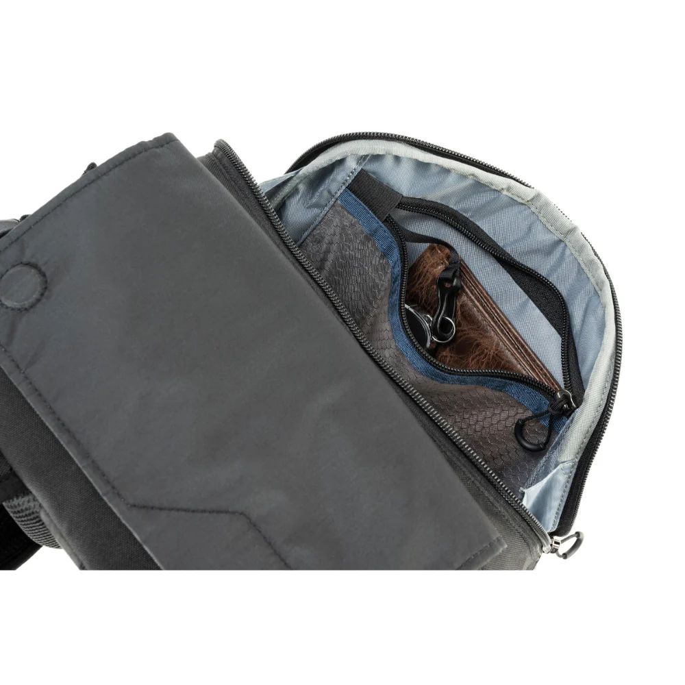Think Tank Mirrorless Mover Backpack 18L - Image 15