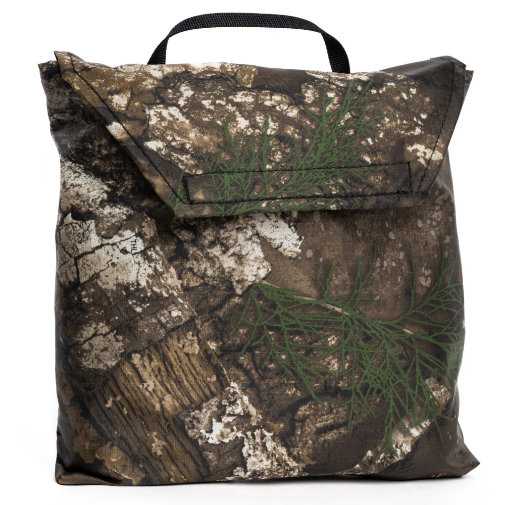 Think Tank Photo Hydrophobia D 24-70 Rain Cover (Realtree Camo) - Image 10