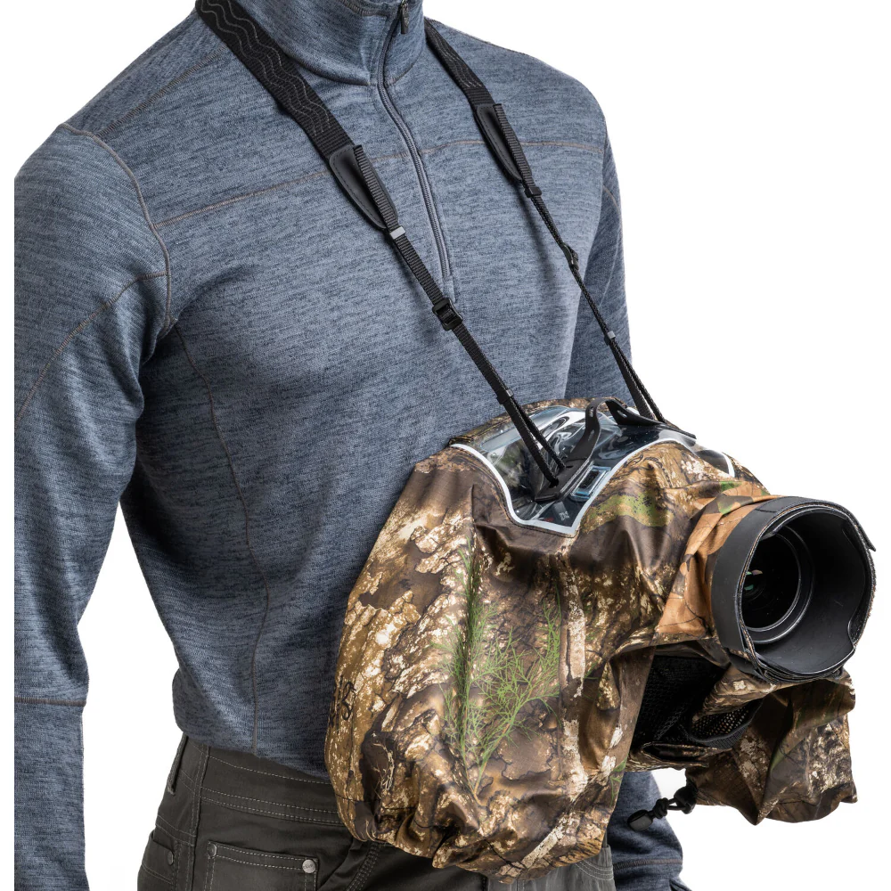 Think Tank Photo Hydrophobia D 24-70 Rain Cover (Realtree Camo) - Image 12