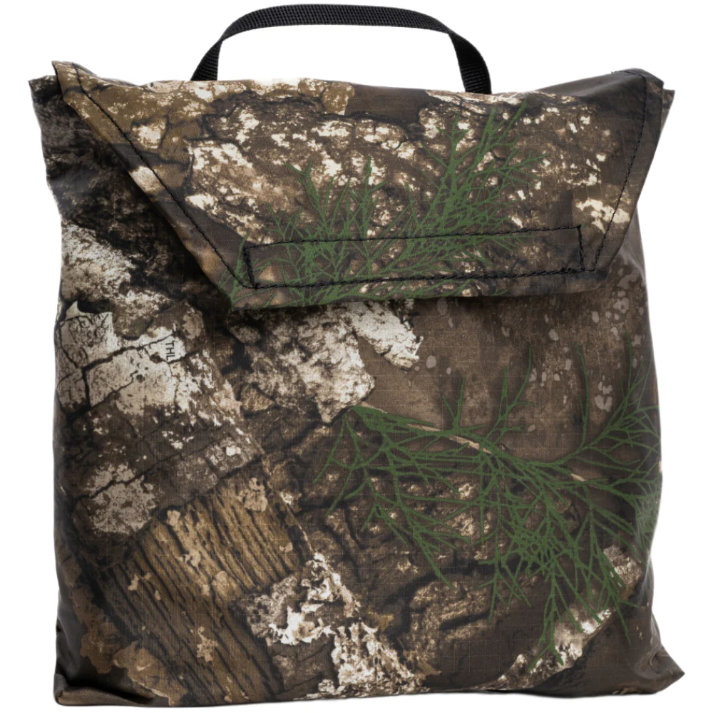 Think Tank Photo Hydrophobia D 70-200 Rain Cover (Realtree Camo) - Image 10