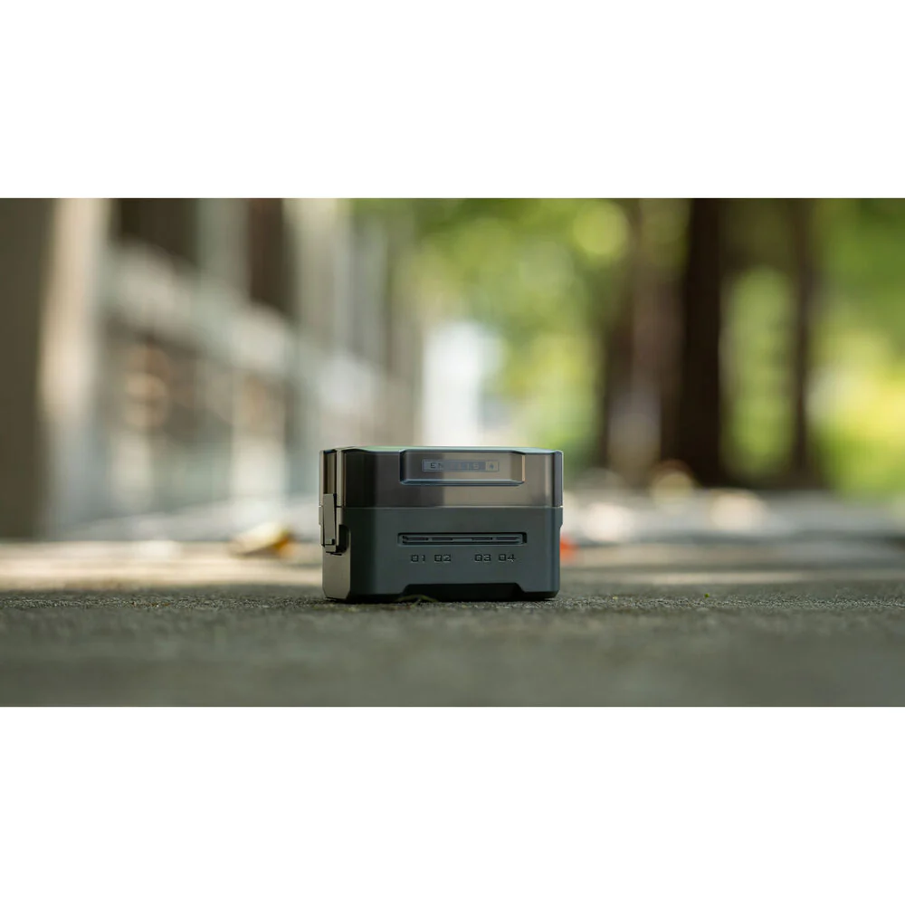 Tilta Portable Charging Station for EN-EL15C Batteries - Image 5