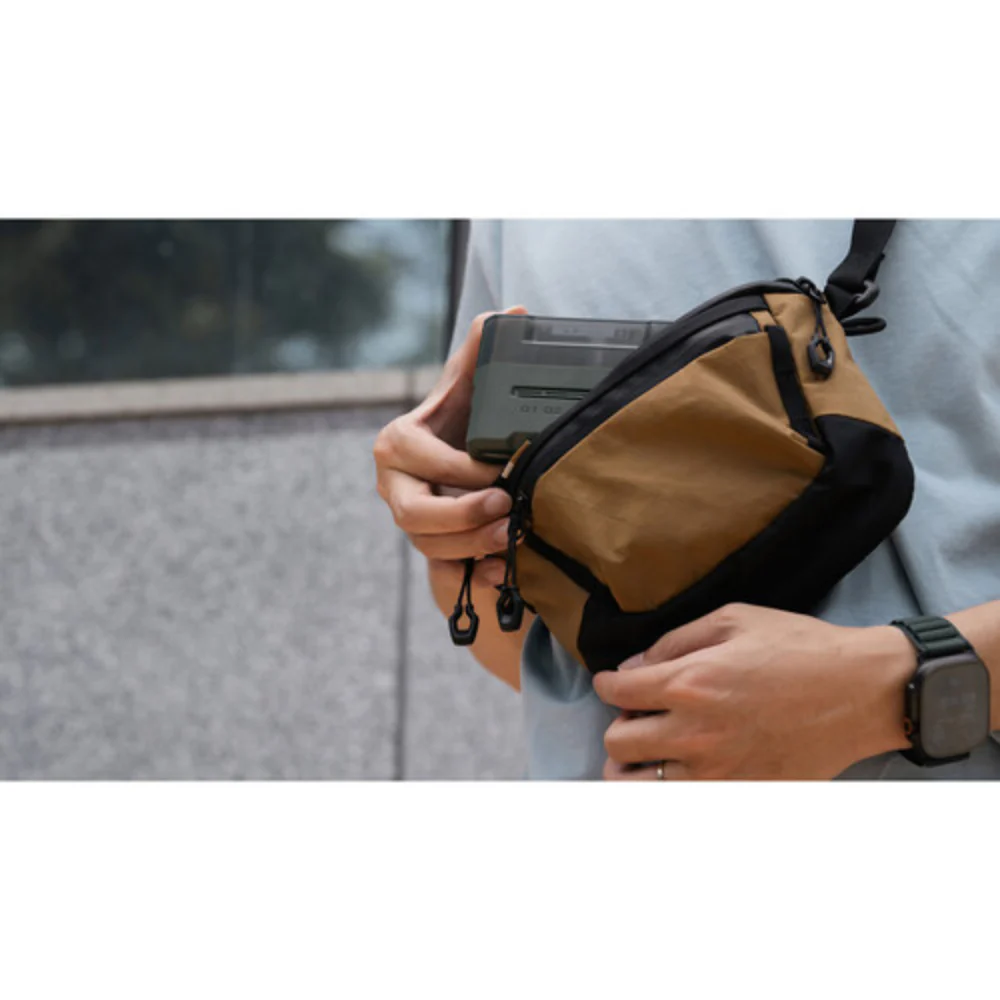 Tilta Portable Charging Station for LP-E6 Batteries - Image 5