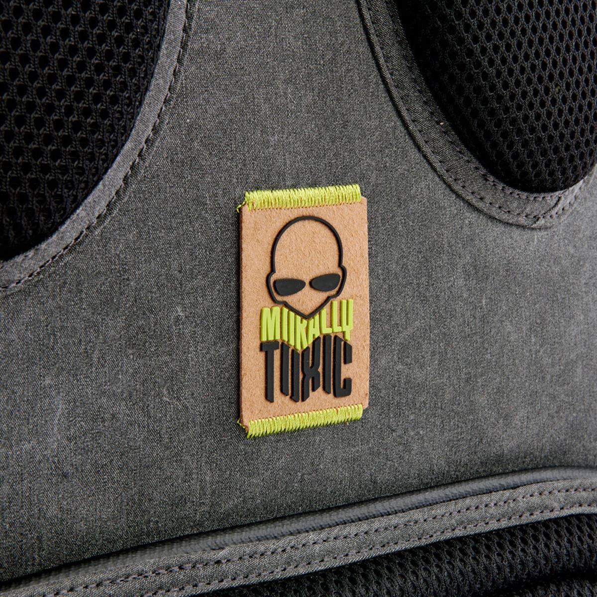 Toxic from 3 Legged Thing - Valkyrie Camera Backpack Large - Emerald - Image 15