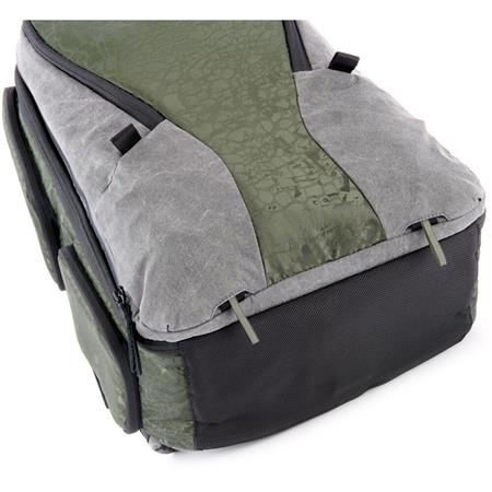 Toxic from 3 Legged Thing - Valkyrie Camera Backpack Medium - Emerald - Image 13