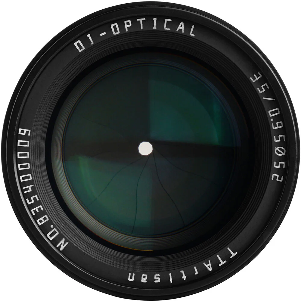 TTArtisan 35mm f/0.95 Lens (Black/Silver) - Image 3