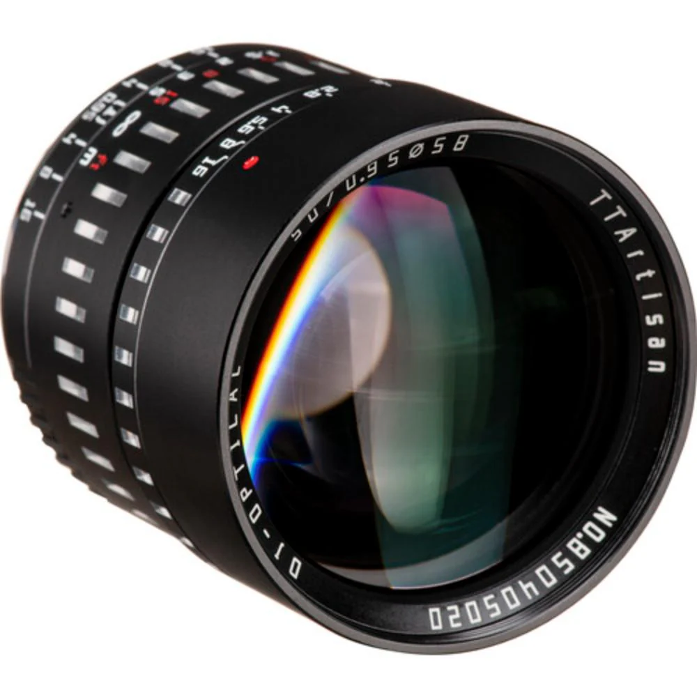 TTArtisan 50mm f/0.95 Lens Black with Silver - Image 9