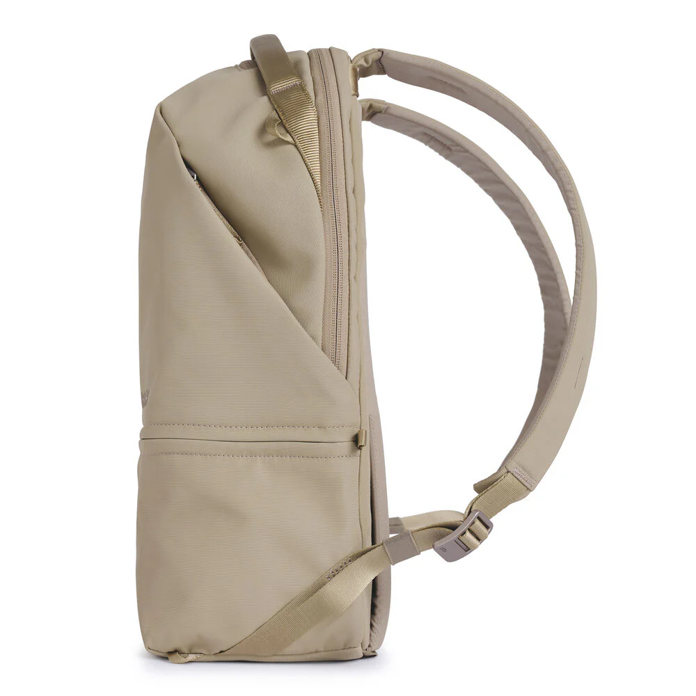 Urth Arkose 20L Backpack + Camera Insert - Image 22