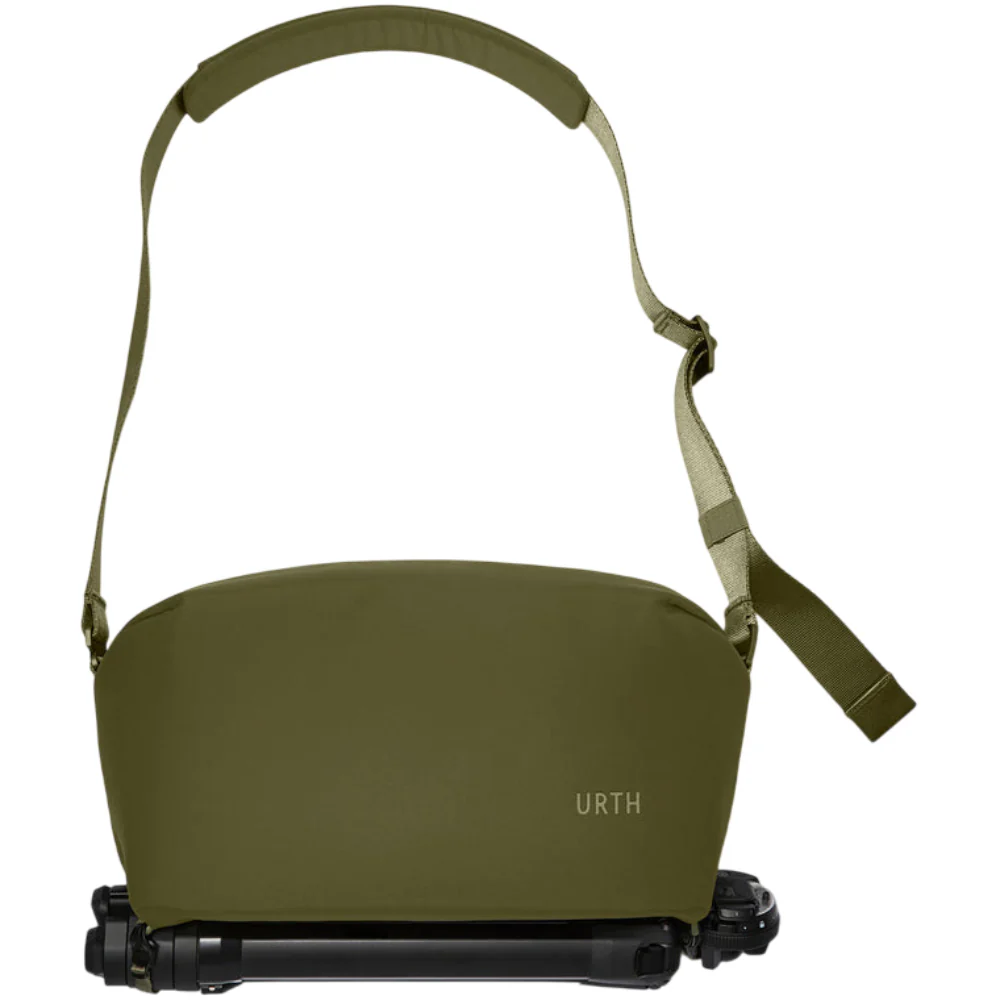 Urth Dolomite 8L Camera Sling - Image 12
