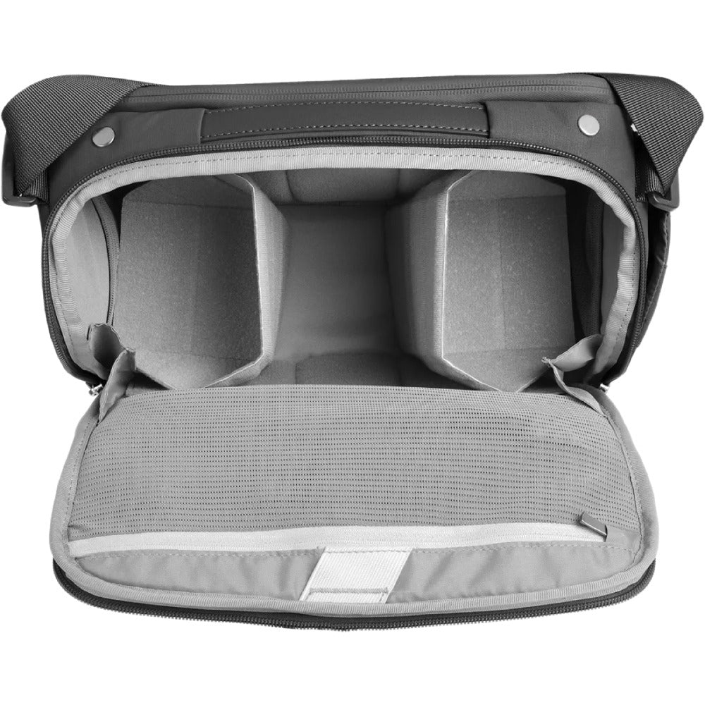 Vanguard VEO Metro S9L Shoulder Bag - Image 15