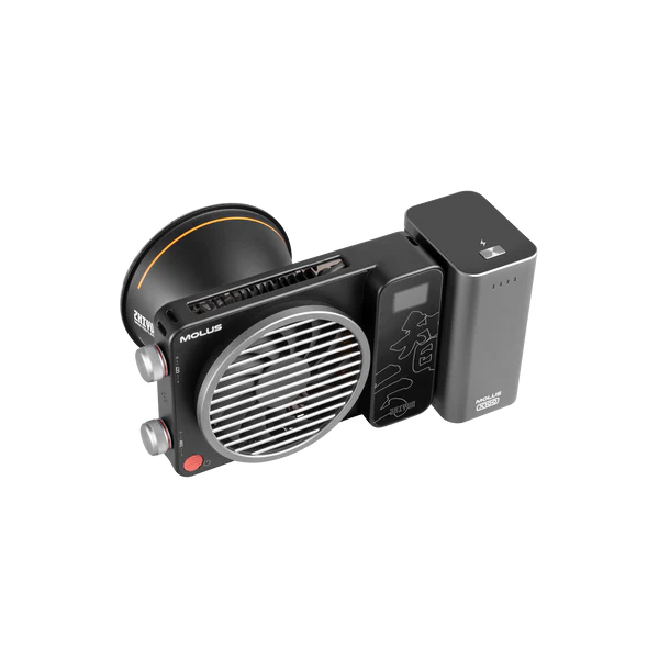 Zhiyun Molus X100 100W Bi-Colour Cob Light Pro Set - Image 3